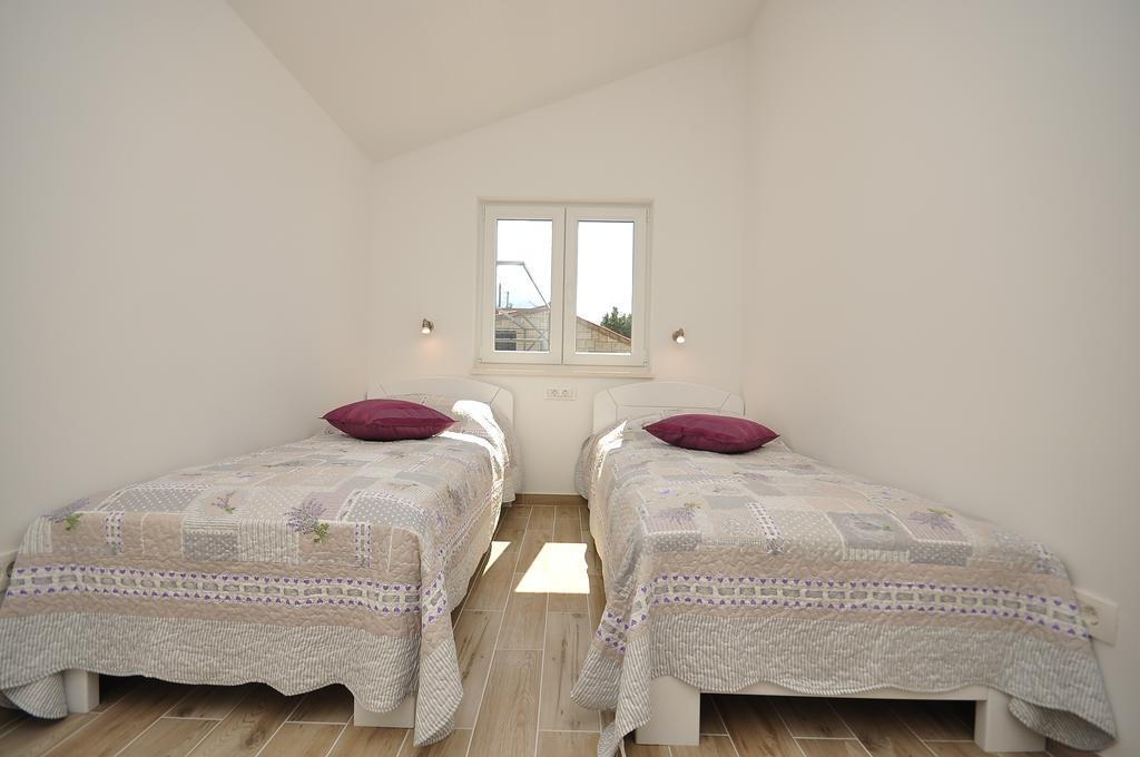 פיסק Apartments Rose מראה חיצוני תמונה